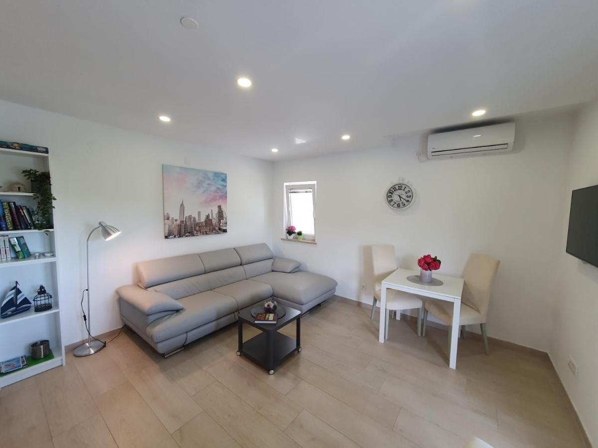 Apartmani Melanie بوريتش المظهر الخارجي الصورة