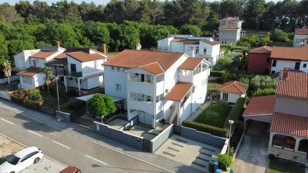 Apartmani Melanie بوريتش المظهر الخارجي الصورة